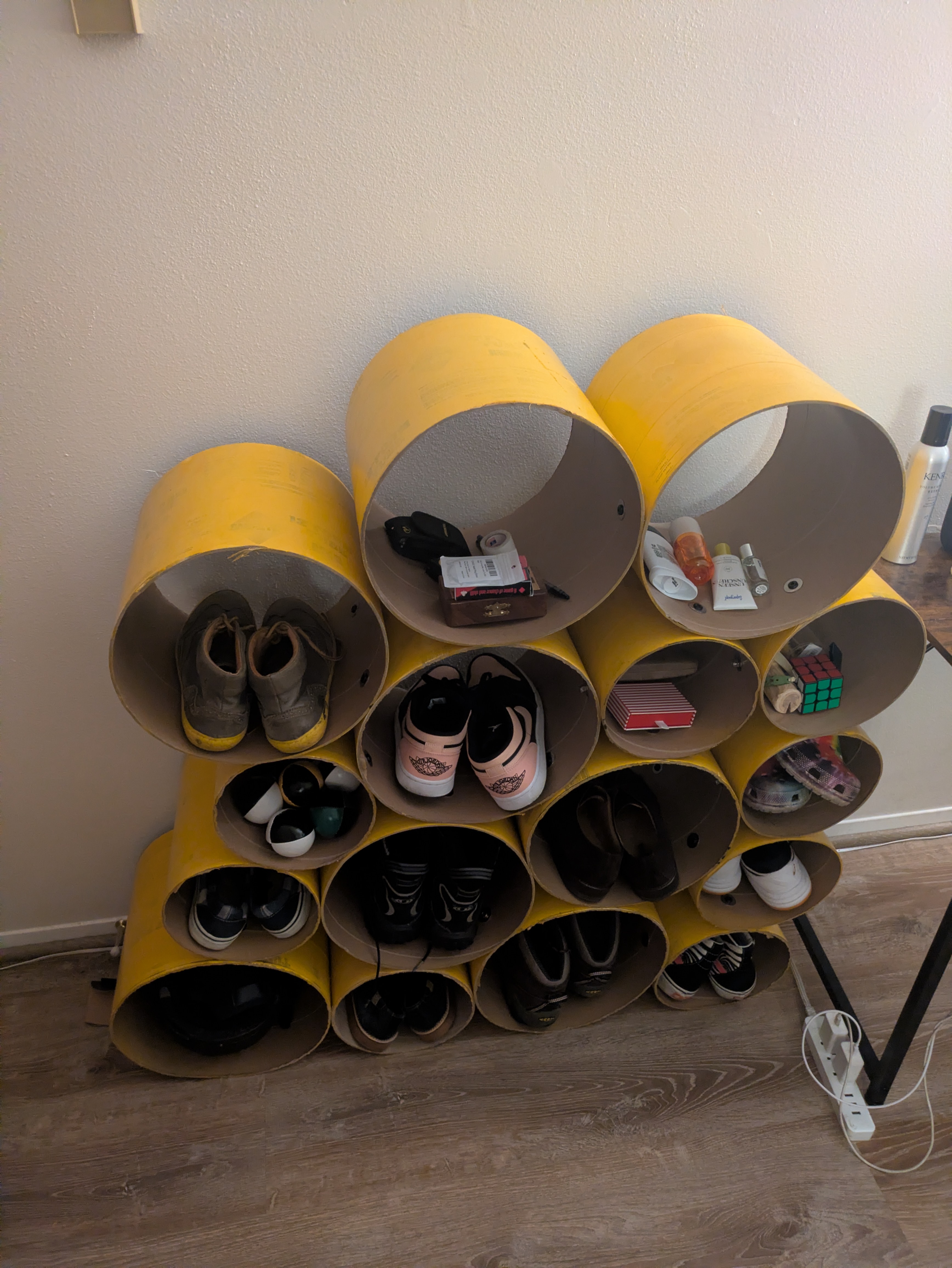 another picture of the shelf